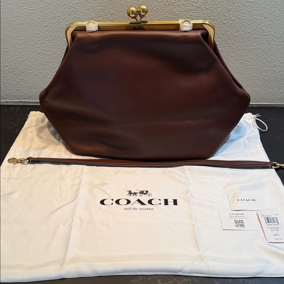 Coach The Kisslock Frame Bag - Picture 2 of 11